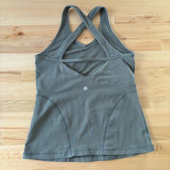 lululemon athletica Tops - Lululemon Womens Size 2 Gray Halter Crossback V-Neck Tight Fit Yoga Tank Top